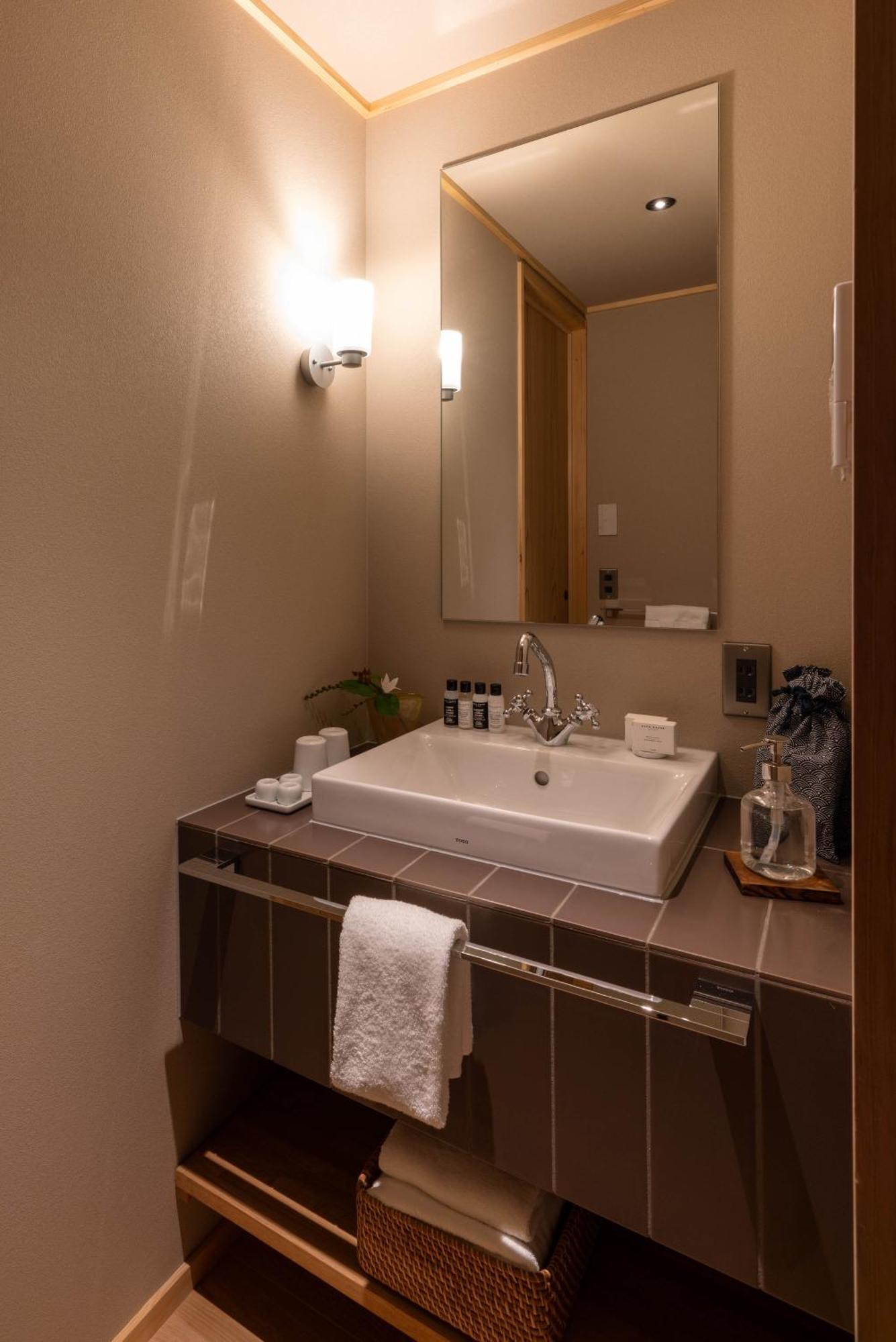 The Machiya Kamiumeya Hotell Kyoto Rom bilde